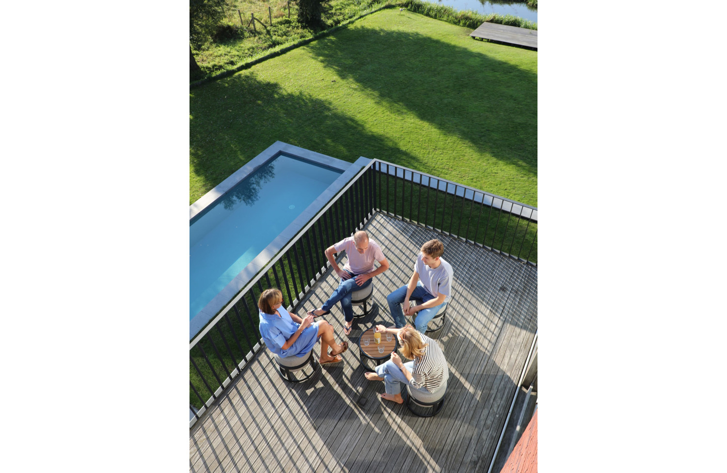 4-footrest set (with cushions) + table LAGOM TOTEM-5 Lm 15 / TAUPE